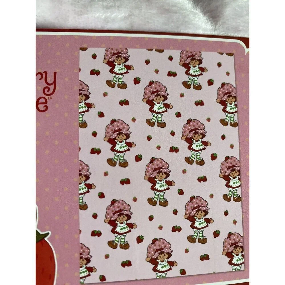 Strawberry Shortcake 50 X 70” Soft‎ Plush Throw Blanket Retro Classic NEW